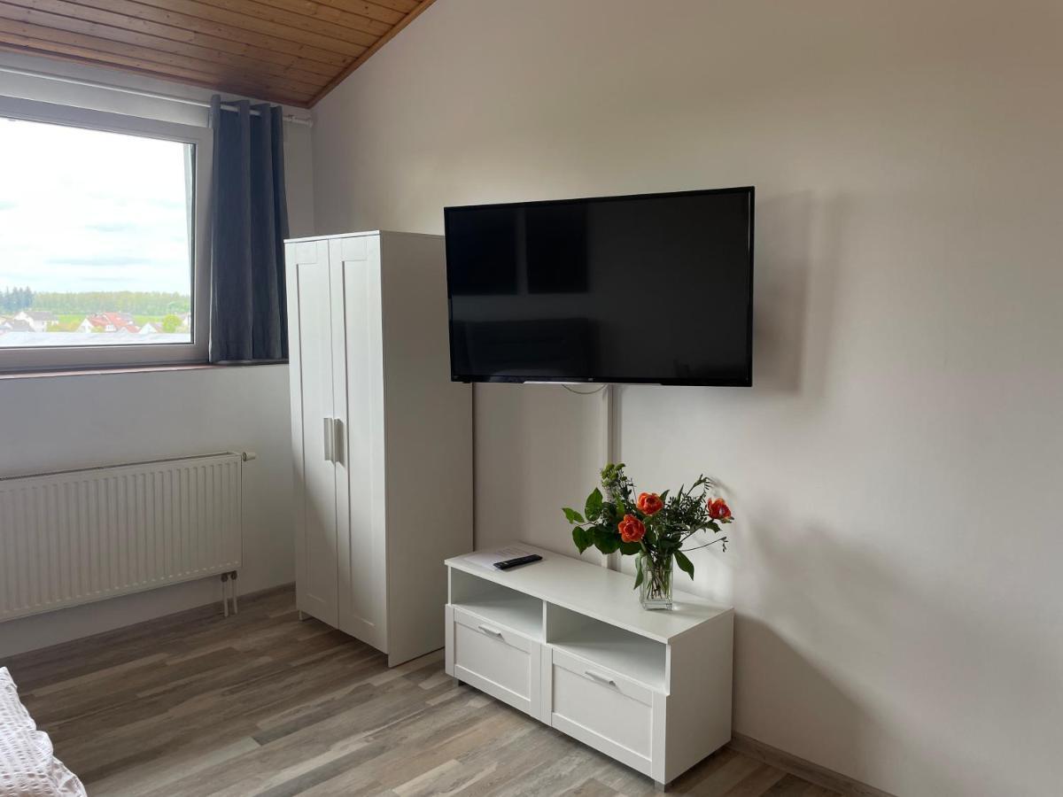Sweet Rooms Bubesheim Exterior photo