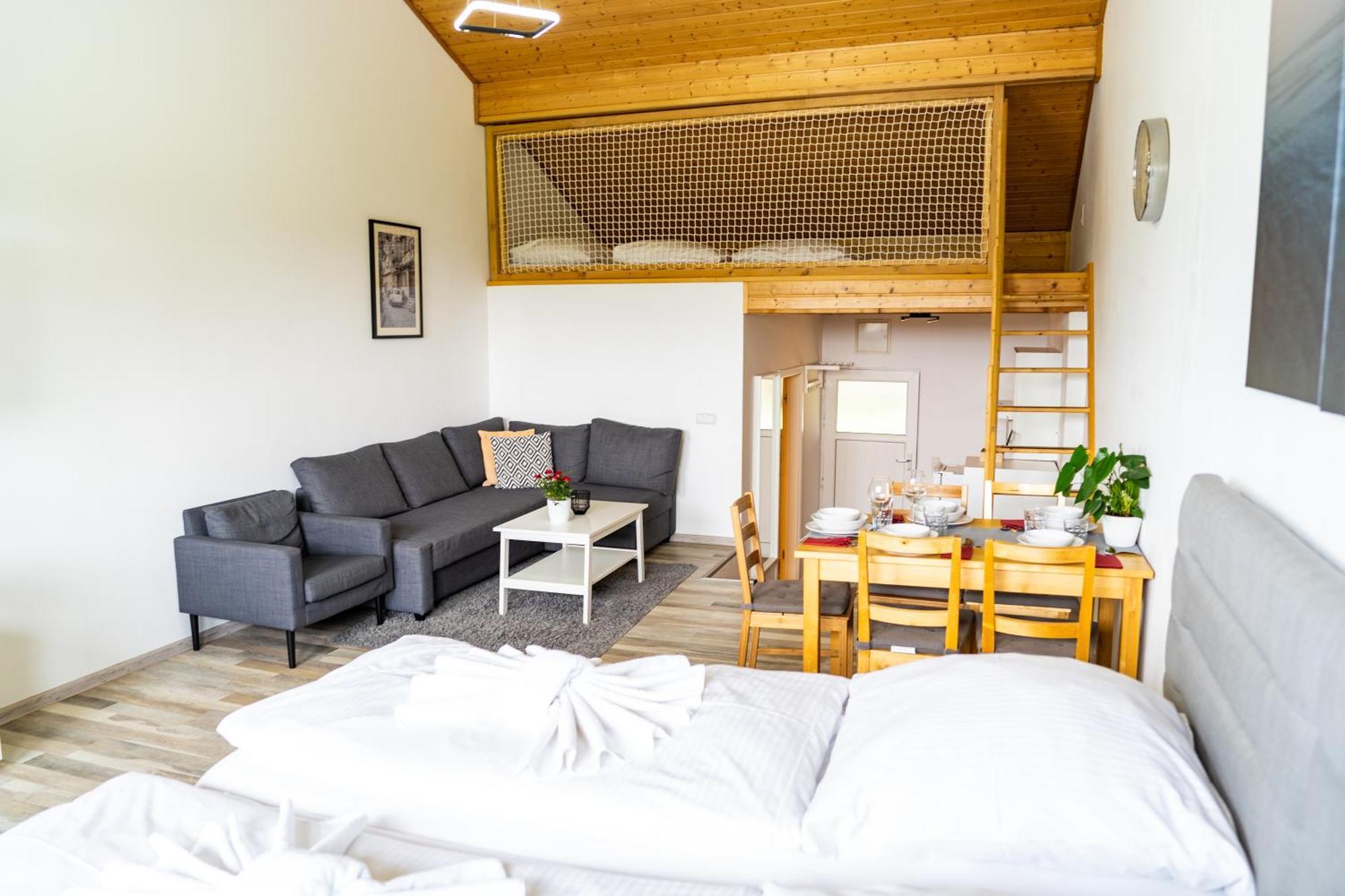 Sweet Rooms Bubesheim Exterior photo